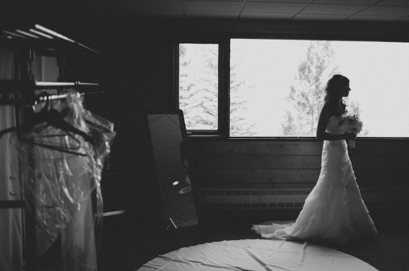 Bride getting ready in Stoker Bar